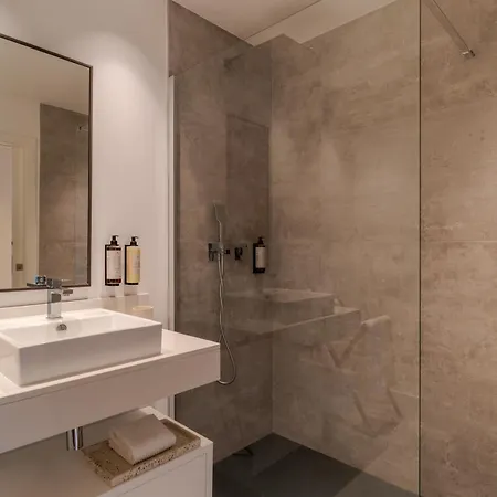 Need Center Apartment Funchal (Madeira)