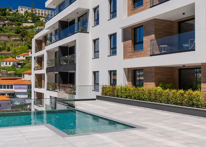 アパート Need Center