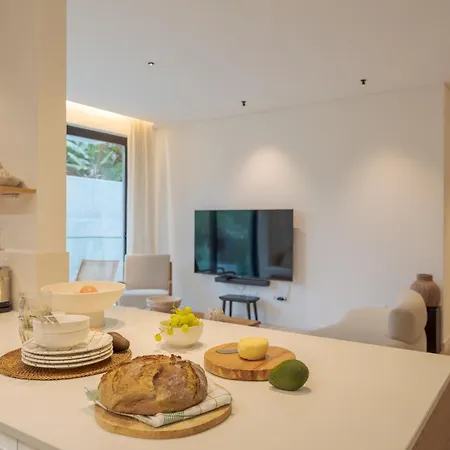 Apartament Need Center *