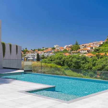 Need Center Apartment Funchal (Madeira)