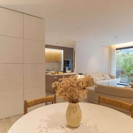 Need Center Funchal (Madeira)