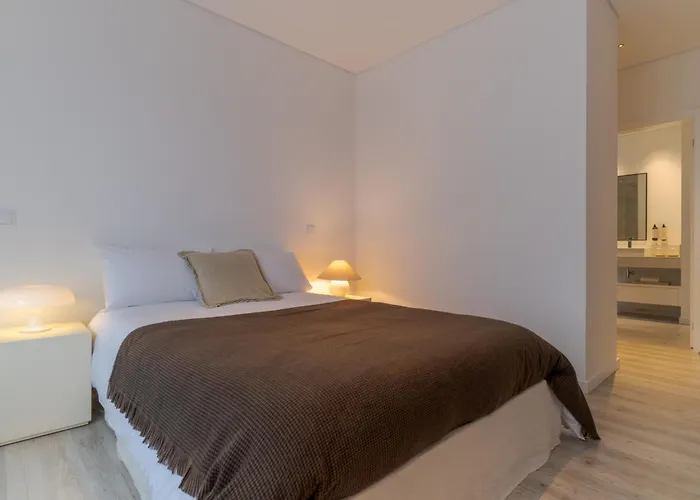 Apartament Need Center *